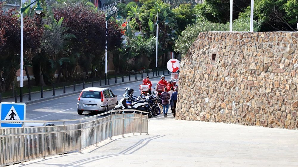 El SEPE incluye un curso de conducción para el reparto en motocicleta y ciclomotor 