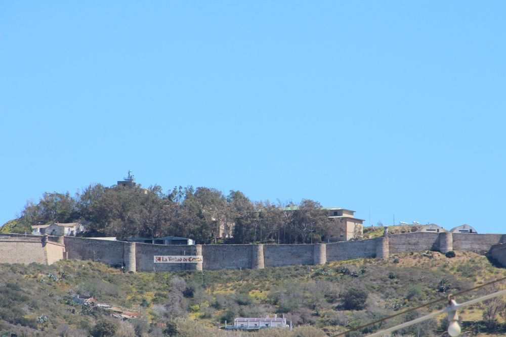 Maniobras del Regimiento de Artillería Mixto número 30 de la  Comandancia General de Ceuta.