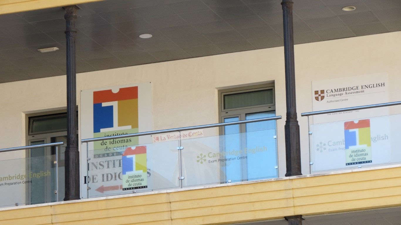 El MDyC insta a convocar las becas para estudios en el Instituto de Idiomas y el Conservatorio de Música