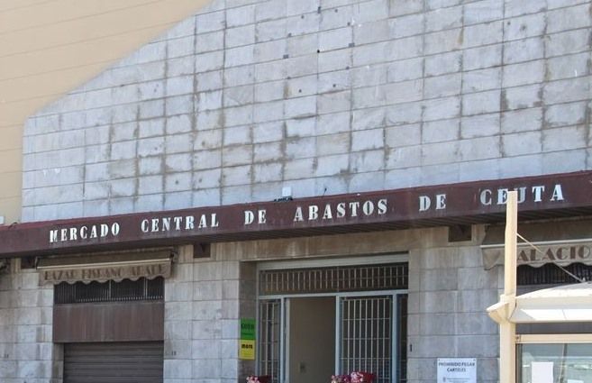 Sanidad trasladará a la tarde las obras del Mercado Central tras una petición del MDyC