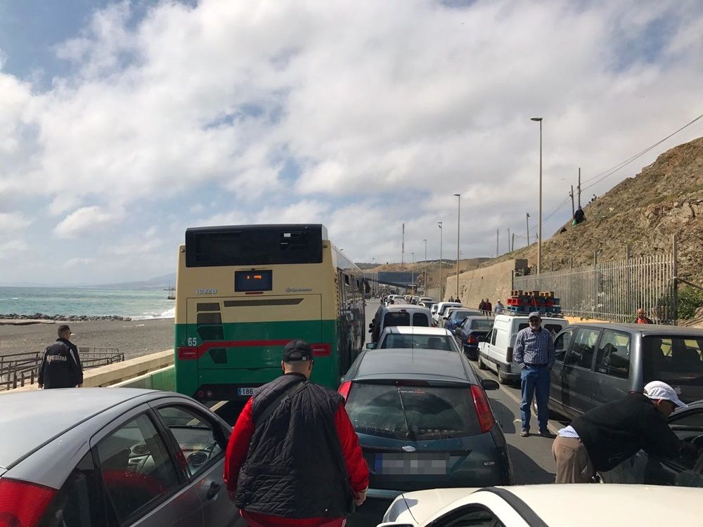 PSOE exige soluciones al Partido Popular  para el bloqueo que sufre la frontera. Foto PSOE