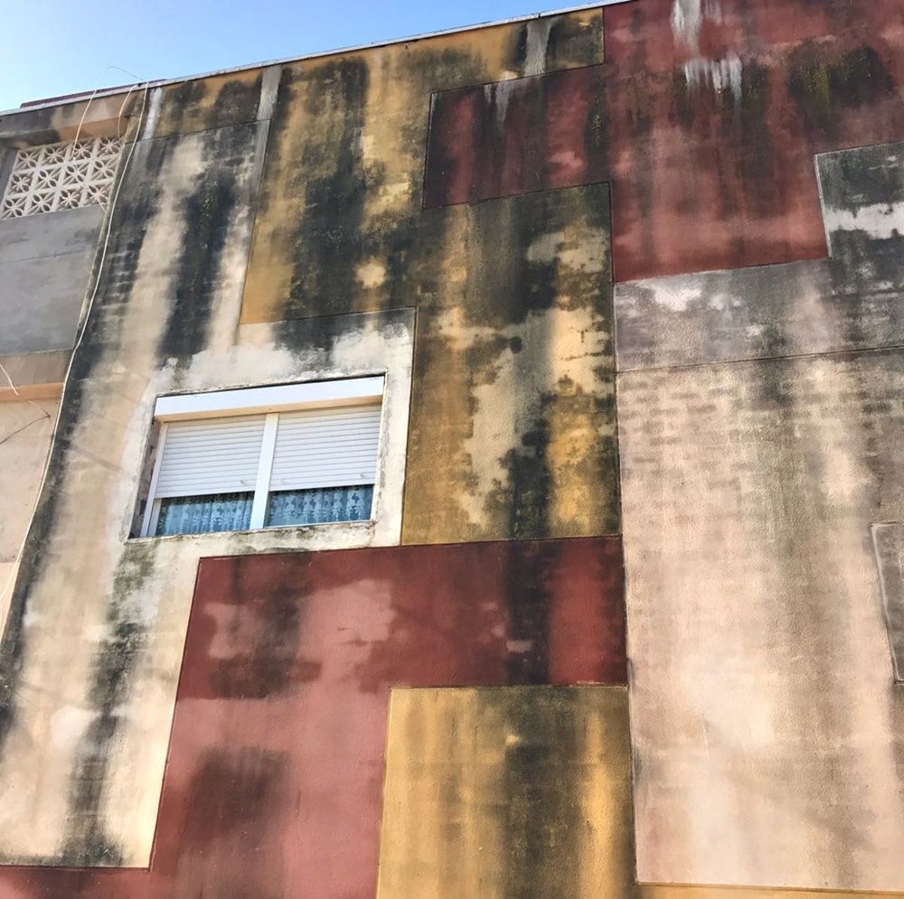 El PSOE denuncia el completo abandono de la barriada de Loma Colmenar.