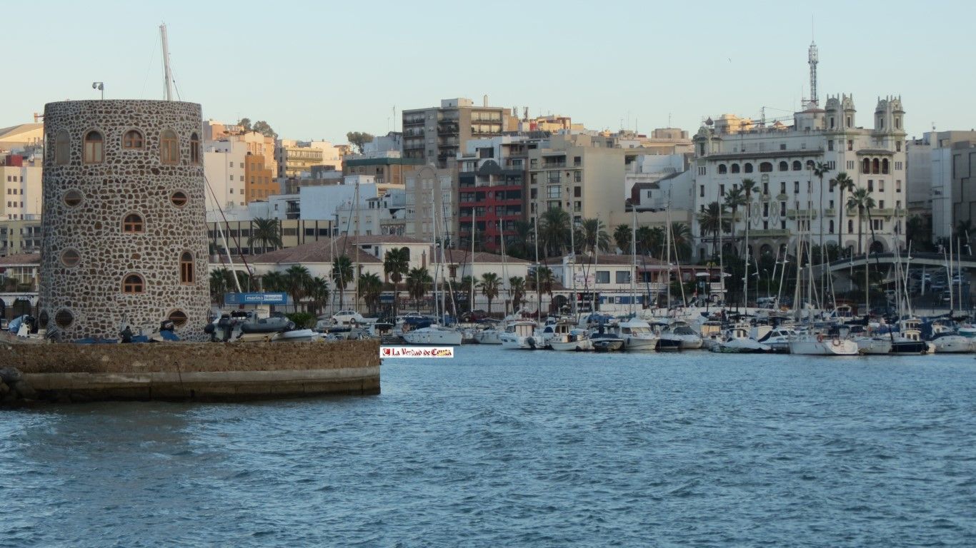 El MDyC plantea una alternativa para facilitar el acceso al mar de embarcaciones ligeras en el Puerto Deportivo