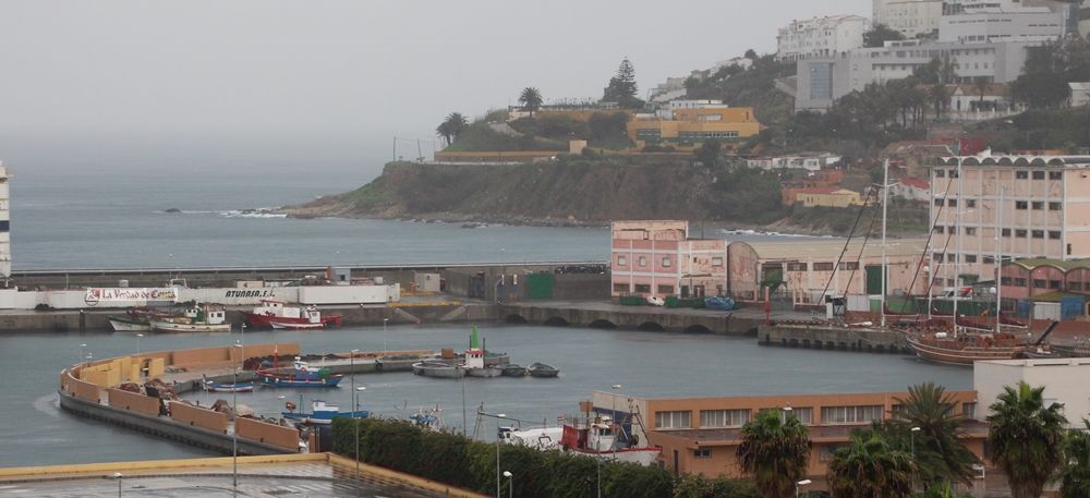 Se inicia el procedimiento de desahucio de los locales ocupados indebidamente en el puerto pesquero