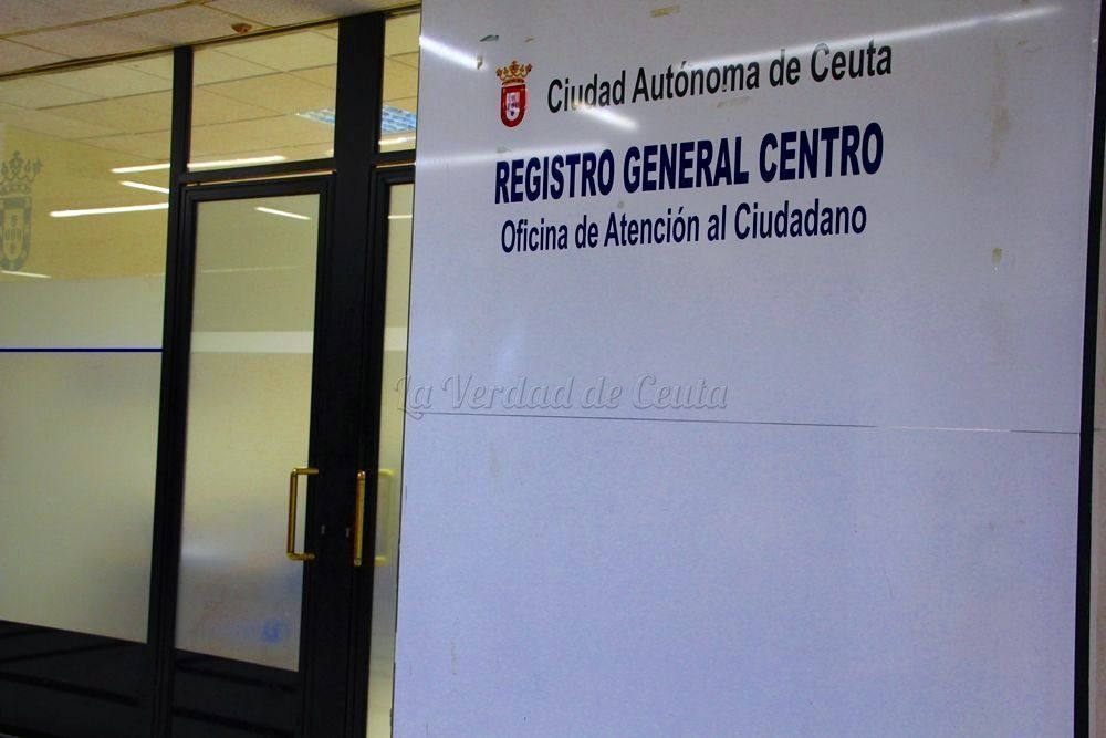 La oficina de Registro del Ceuta Center, abierta desde el pasado jueves