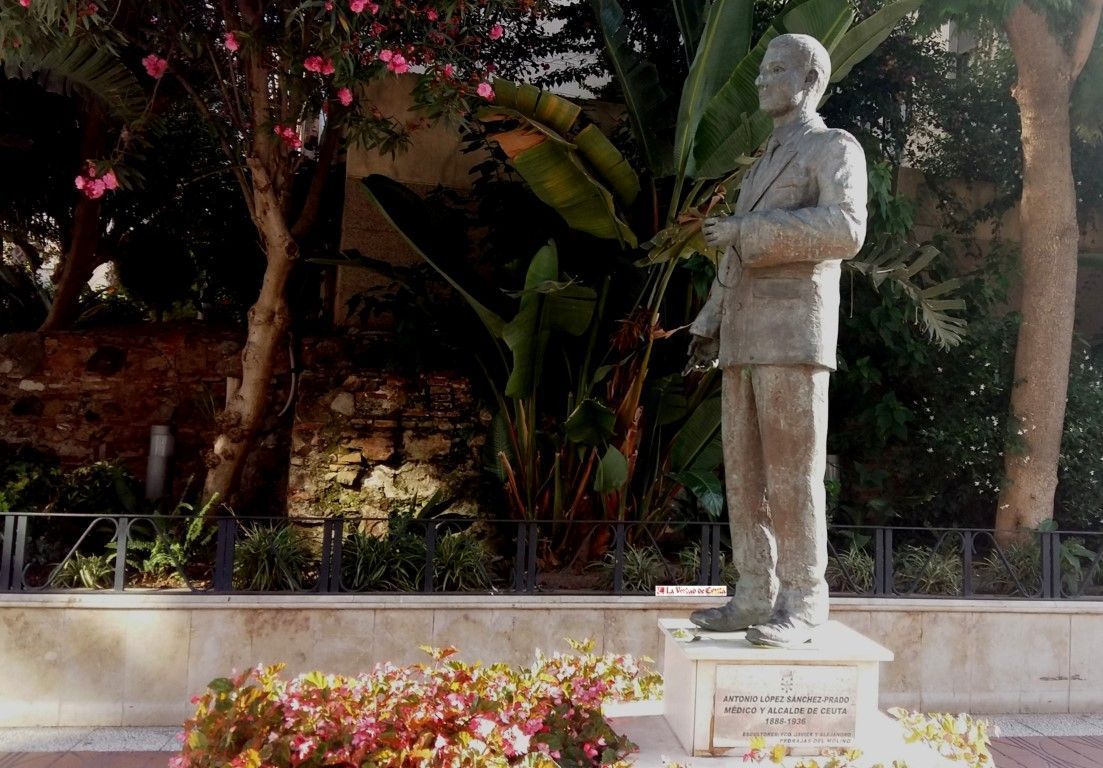Caballas pide saber por qué en la placa de Sánchez Prado se ha obviado su condición de fusilado por el franquismo. Archivo