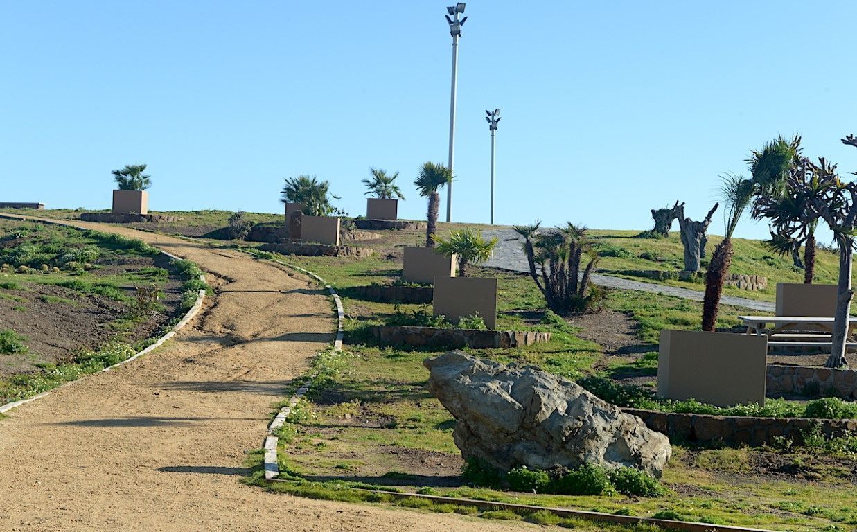 Avanzan a buen ritmo las obras en el Parque de Santa Catalina de Ceuta, según el Gobierno