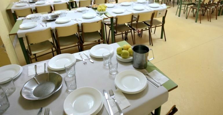 Caballas denuncia que “200 niños sin recursos podrían verse privados del comedor escolar”.