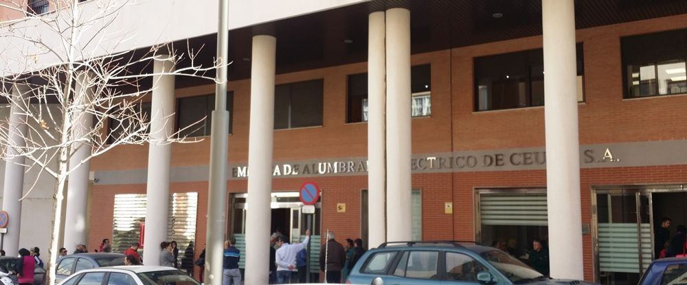 Caballas entiende que la Empresa del Alumbrado Eléctrico de Ceuta, presta un servicio público esencial para la comunidad en régimen de monopolio. LVC