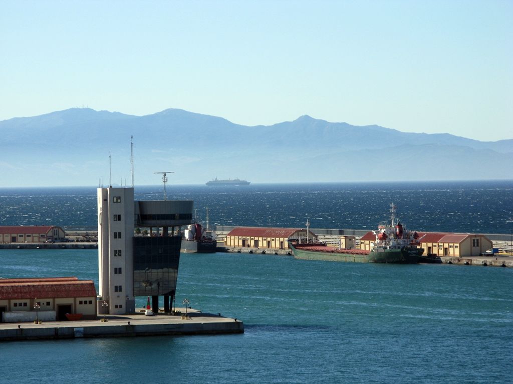 El Puerto ofrece una herramienta informática para anunciar en tiempo real de las condiciones meteorológicas y oceanográficas de Ceuta